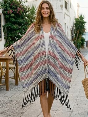 NWT BCBGeneration Tri Stripe Fringe Wrap Poncho Cover-Up Optic White